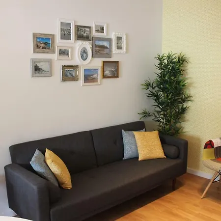 Apartment Casa Da Azarujinha Estoril