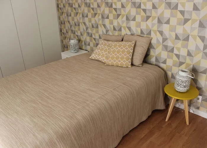 Casa Da Azarujinha * 埃斯托利尔